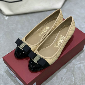 サルヴァトーレ フェラガモ FERRAGAMO 26-FLJ21001ZP 2021年春夏最新入荷 ヴァリナ パンプス ローヒールシューズ ピンヒール レディース 靴