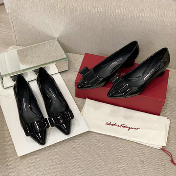 商品名称：サルヴァトーレ フェラガモ FERRAGAMO 26-FLJ21002K  2021年春夏最新入荷 パンプス バレエシューズ フラットシューズ レディース 靴
