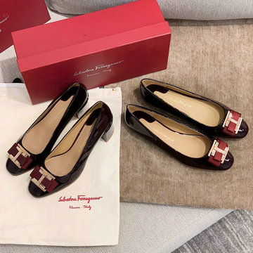 商品名称：サルヴァトーレ フェラガモ FERRAGAMO 26-FLJ21003PK  2021年春夏最新入荷 パンプス ローファー シューズ フラットシューズ ローヒールシューズ レディース 靴