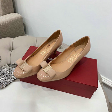 サルヴァトーレ フェラガモ FERRAGAMO 26-FLJ21004Q 2021年春夏最新入荷 パンプス ローヒールシューズ ピンヒール レディース 靴 パテントレザー