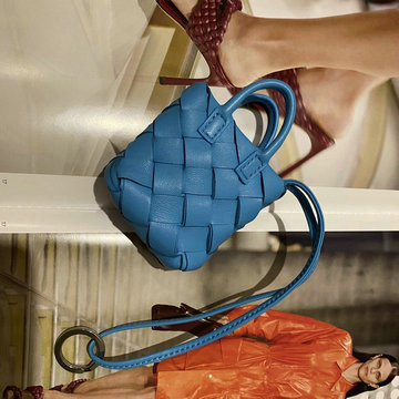 ボッテガヴェネタ BOTTEGAVENETA aj-BOV70018QL 2021年最新入荷 ミニサイズ バッグチャーム キーケース キーホルダー レザー