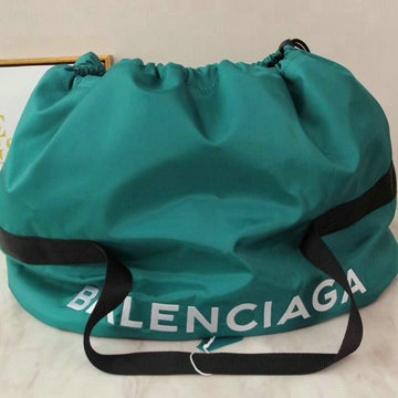 バレンシアガ BALENCIAGA BA92239G 2021年最新入荷 ドローストリングバッグ 超軽量 旅行かばん スポーツバッグ