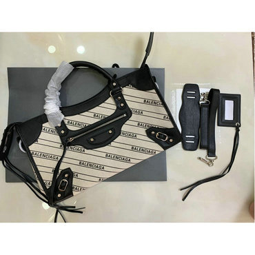 バレンシアガ BALENCIAGA GH-BA115748TX 2021年最新入荷 クラシック シティ ハンドキャリーバッグ 2way ショルダーバッグ レディースかばん レザー