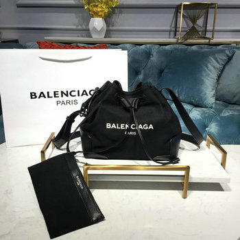 バレンシアガ BALENCIAGA GH-BA638342KK 2021年最新入荷 バゲットバッグ ドローストリングバッグ 斜め掛け ショルダーバッグ クロスボディ レディースかばん キャンパス