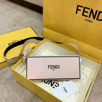 フェンディ FENDI BXN-FD56812CF 2021年最新作 横長ボックス ハードなバッグ クロスボディ 斜め掛け ショルダーバッグ