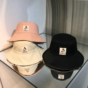 グッチ GUCCI 057-MZGG21009  2021年最新入荷 エスバドリーハット リバーシブル フェドラハット 帽子 つば広帽子 日焼け止め