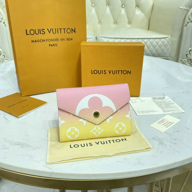 ルイヴィトン LOUISVUITTON 057-M80388 2021年最新入荷 ポルトフォイユ ヴィクトリーヌ 三つ折り短財布 ショートウォレット カードポケット 札入れ モノグラムキャンパス