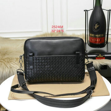 ボッテガヴェネタ BOTTEGAVENETA 025-BOV25246 2021年最新入荷 ブリーフケース トートバッグ 斜め掛け ショルダーバッグ