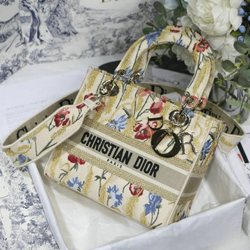 商品名称：クリスチャンディオール CHRISTIAN DIOR 025-CD8002FX 2021年最新入荷 D-LITE D-ライト トートバッグ ハンドバッグ 2way ショルダーバッグ クロスボディ