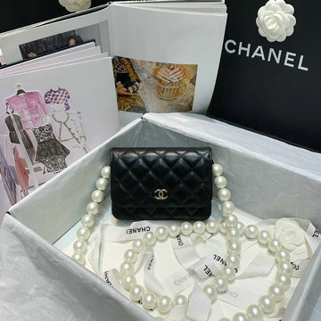 シャネル CHANEL 025-CH81026BK 2021年最新入荷 フラップバッグ 斜め掛け ショルダーバッグ パールチェーンウォレット クロスボディ レディースかばん