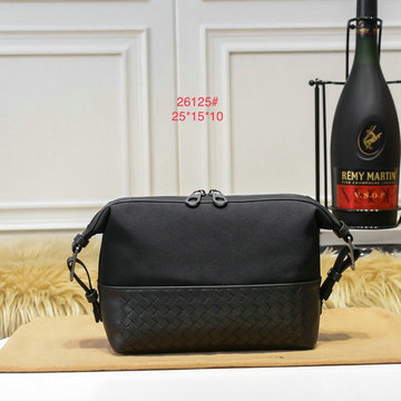 ボッテガヴェネタ BOTTEGAVENETA 025-BOV26125 2021年最新入荷 ポーチ 手持ちかばん クラッチバッグ セカンドバッグ カーフレザー