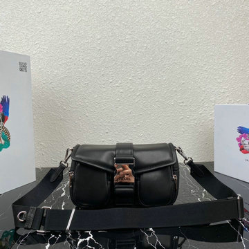 プラダ PRADA 025-PD1BD295YBK2021年最新入荷 フラップバッグ 斜め掛け ショルダーバッグ レディースかばん クロスボディバッグ ラムスキン