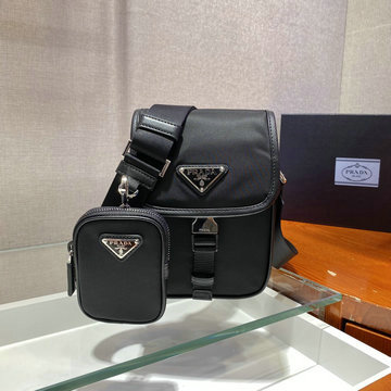 プラダ PRADA 025-PD2VD043  2021年最新入荷 斜め掛け ショルダーバッグ メンズかばん クロスボディ トライアングルロゴ付 Re Nylon