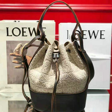 ロエベ LOEWE DDB-LE522003DBK　2020年最新入荷 balloon バゲットバッグ トートバッグ ショルダーバッグ ドローストリングバッグ クロスボディ カーフレザー