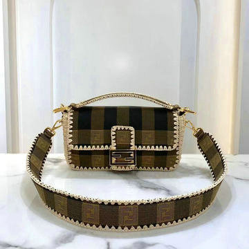 フェンディ FENDI 99-FD2027RGB　2020年最新入荷 バゲット 斜め掛け ショルダーバッグ トートバッグ クロスボディ レディースかばん