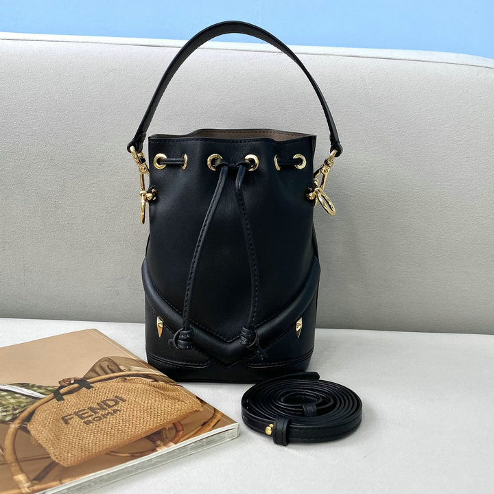 フェンディ FENDI FD028PBK-CL　2021年最新入荷 モン トレゾール バゲットバッグ 斜め掛け ショルダーバッグ トートバッグ クロスボディ ドローストリングバッグ