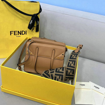 フェンディ FENDI CL-FD303XS　2021年最新入荷 フリップバッグ トートバッグ ハンドバッグ 2way ショルダーバッグ クロスボディバッグ レディースかばん