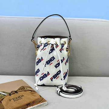 フェンディ FENDI CL-FD36030BS　2021年最新入荷 モン トレゾール バゲットバッグ 斜め掛け ショルダーバッグ トートバッグ クロスボディ ドローストリングバッグ