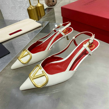 商品名称：ヴァレンティノ Valentino 26-VTJ21009DPP  2021年夏最新入荷 Vロゴ シグネチャー スリングバック パンプス ローヒールシューズ ピンヒール レディースシューズ
