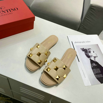 ヴァレンティノ Valentino 26-VTJ21010X 2021年夏最新入荷 ローマンスタッズ フラットスライドサンダル ミュール スリッパ レディースシューズ
