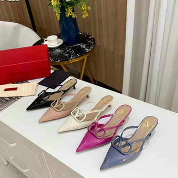 ヴァレンティノ Valentino VTJ21011 2021年夏最新入荷 Vロゴ シグネチャー ミュール ローヒールシューズ スライドサンダル スリッパ レディースシューズ