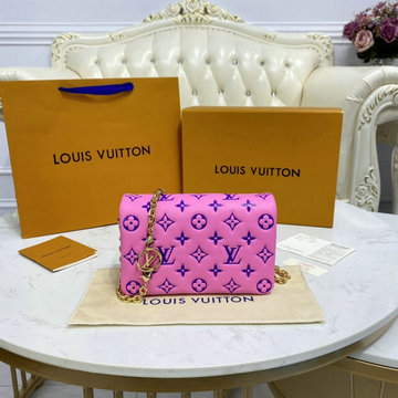 ルイヴィトン LOUISVUITTON 057-M80745　2021年最新入荷 ポシェットクッサン チェーンウォレット 斜め掛け ショルダーバッグ フラップバッグ ラムレザー