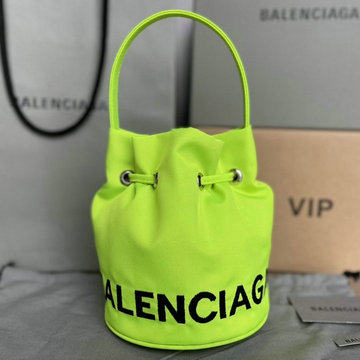 バレンシアガ BALENCIAGA GH-BA104QYG　2021年最新入荷 Wheel ドローストリング バゲットバッグ トートバッグ ハンドバッグ 斜め掛け ショルダーバッグ