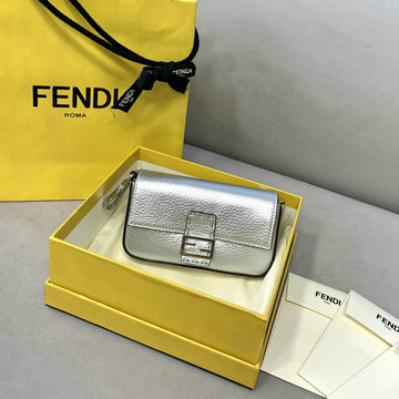 フェンディ FENDI 168-FD0122sY　2021年最新作 バゲット スリム クラッチ 小銭入れ コインケース 短財布 キーケース バッグチャーム
