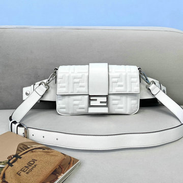 フェンディ FENDI 168-FD0137BS　2021年最新作 バゲット スリム クラッチ ウェストバッグ ベルトバッグ ショルダーバッグ クロスボディバッグ