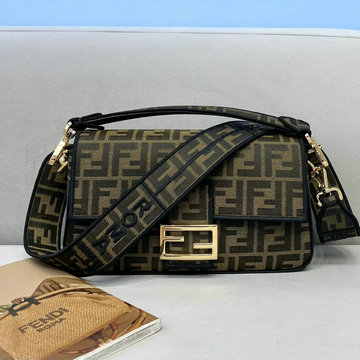 フェンディ FENDI 168-FD772SK　2021年最新作 バゲット クラッチ トートバッグ 2way 斜め掛け ショルダーバッグ クロスボディバッグ レディースかばん ファブリック バッグ