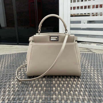 フェンディ FENDI DDB-FD244MQYMB　2021年最新作 ピーカブー スモール トートバッグ ハンドバッグ 2way 斜め掛け ショルダーバッグ クロスボディバッグ レディースかばん