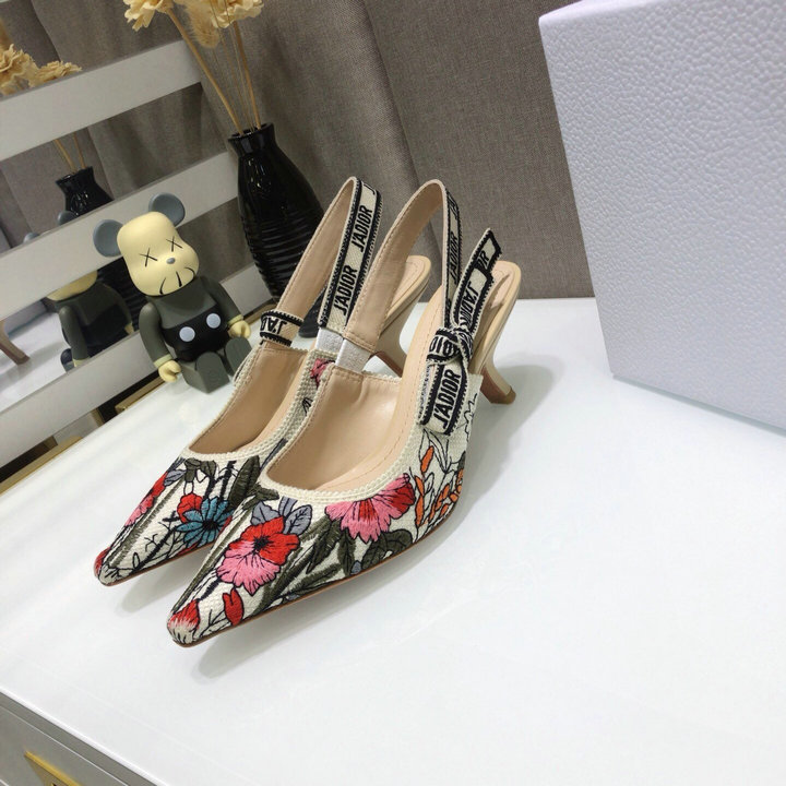 クリスチャンディオール CHRISTIAN DIOR 26-CDJ21025D　2021年夏最新入荷 J'ADIOR スリングバック パンプス ローヒールシューズ とんがりトウ ピンヒール