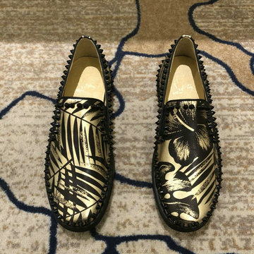 クリスチャンルブタン CHRISTIAN LOUBOUTIN 26-CLJ21007　2021年夏最新入荷 スニーカー リベット ローファーシューズ カジュアルシューズ ユニセックス 男女兼用