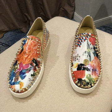 クリスチャンルブタン CHRISTIAN LOUBOUTIN 26-CLJ21008　2021年夏最新入荷 スニーカー リベット ローファーシューズ カジュアルシューズ ユニセックス 男女兼用