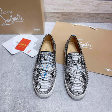 クリスチャンルブタン CHRISTIAN LOUBOUTIN 26-CLJ21024　2021年夏最新入荷 スニーカー リベット付き ローファーシューズ カジュアルシューズ ユニセックス 男女兼用