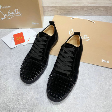 クリスチャンルブタン CHRISTIAN LOUBOUTIN 26-CLJ21025　2021年夏最新入荷 スニーカー リベット付き レースアップシューズ カジュアルシューズ ユニセックス 男女兼用