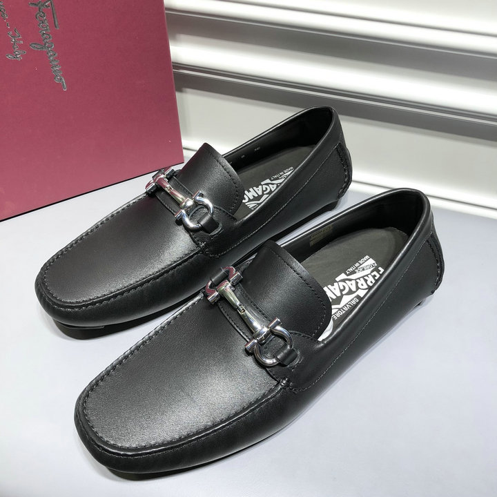 商品名称：サルヴァトーレ フェラガモ FERRAGAMO 26-FLJ21001P　2021年春夏最新入荷 ローファーシューズ 紳士靴 フラットシューズ 皮靴 メンズシューズ レザー