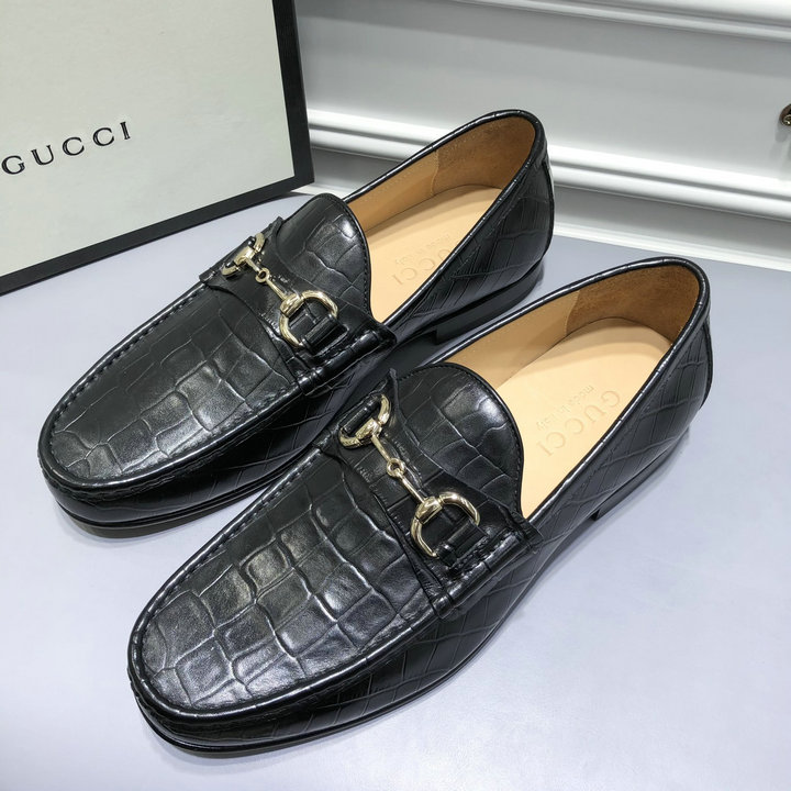 グッチ GUCCI 26-GGJ21008E　2021年夏最新入荷 ホースビット付き ローファー フラットシューズ 紳士靴 メンズシューズ