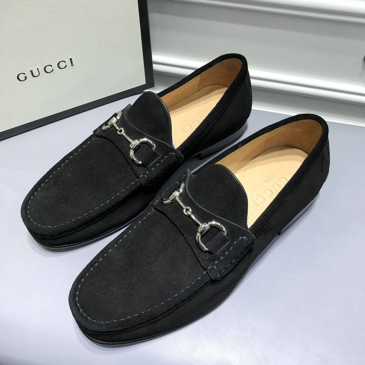 商品名称：グッチ GUCCI 26-GGJ21008R　2021年夏最新入荷 ホースビット付き ローファー フラットシューズ 紳士靴 メンズシューズ