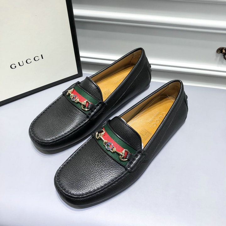 商品名称：グッチ GUCCI 26-GGJ21009L　2021年夏最新入荷 ホースビット付き ローファー フラットシューズ 紳士靴 メンズシューズ
