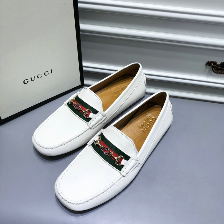 グッチ GUCCI 26-GGJ21009P　2021年夏最新入荷 ホースビット付き ローファー フラットシューズ 紳士靴 メンズシューズ