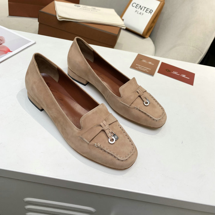 ロロ ピアーナ Loro Piana 26-LPJ21004DX　2021年夏最新入荷 サマー チャーム ウォーク モカシン ローヒールシューズ ローファー レディースシューズ