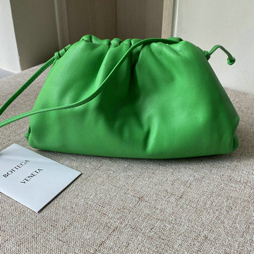 ボッテガヴェネタ BOTTEGAVENETA aj-BOV576227XPGL 2021年最新入荷 ミニ ザ ポーチ 斜め掛け ショルダーバッグ クロスボディバッグ レディースかばん ラムスキン