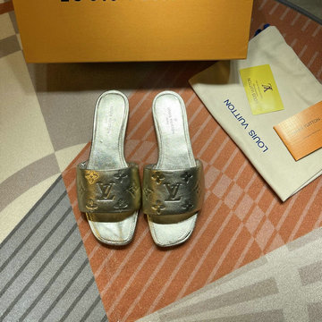 ルイヴィトン LOUISVUITTON 26-LVJ21031YJ　2021年夏最新入荷 リバイバル ライン ミュール スライドサンダル スリッパ フラットミュール レディースシューズ