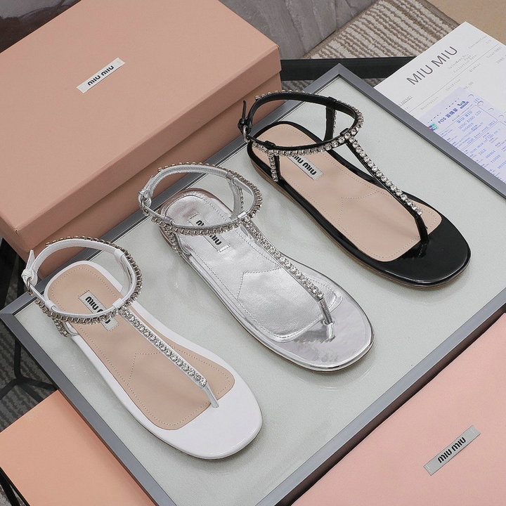 ミュウミュウ MIUMIU 26-MMJ21016　2021年夏最新入荷 フラットサンダル スリングバック サンダル レディースシューズ フラットシューズ
