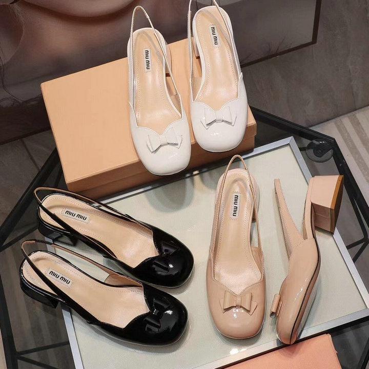 ミュウミュウ MIUMIU 26-MMJ21013　2021年夏最新入荷 ローヒールシューズ スリングバック サンダル レディースシューズ