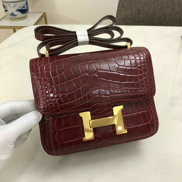 エルメス HERMES 3589-H108218EWJJH　2021年最新入荷 コンスタンス 斜め掛け ショルダーバッグ クロスボディバッグ フラップバッグ レディースかばん クロコ柄