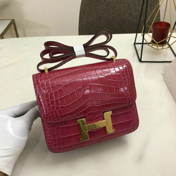 エルメス HERMES 3589-H108218EWJZH　2021年最新入荷 コンスタンス 斜め掛け ショルダーバッグ クロスボディバッグ フラップバッグ レディースかばん クロコ柄