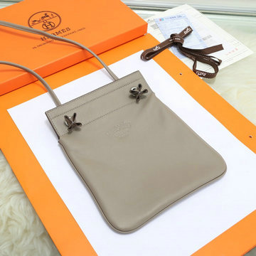 エルメス HERMES 3589-HAL20SFH　2021年最新入荷 aline スクエアバッグ ショルダーバッグ クロスボディバッグ ドローストリングバッグ swift スイフトレザー
