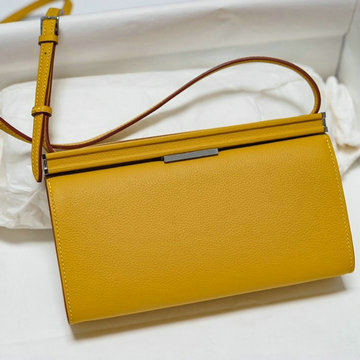 エルメス HERMES 3589-HE0778YHY　2021年最新入荷 クリック H 斜め掛け ショルダーバッグ クロスボディバッグ レディースかばん ヴォーエプソン